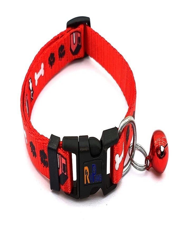 Pups&Pets طقم حزام ومقود للكلاب من Pups&Pets، مزين بطبعة جراء، طوق نايلون قابل للتعديل مع مقود للكلاب الصغيرة والمتوسطة، طقم طوق سريع الفتح وجيد التهوية للجراء والكلاب الصغيرة والقطط 15 مم (أحمر) - Image 2